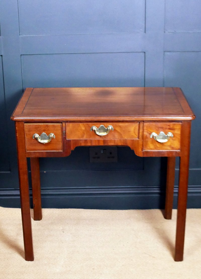 Georgian Oak Low Boy Side Hall Console Table - Image 2