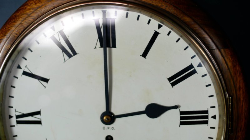 Vintage Wall Clock GPO Railway - Image 5