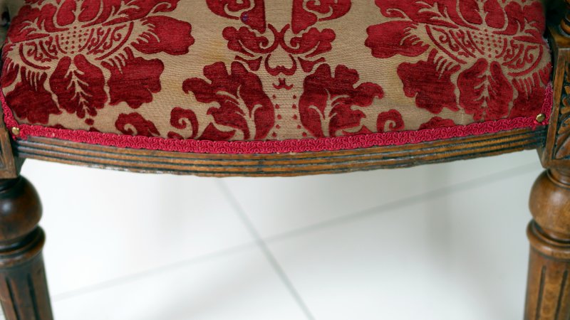 Large Statement Victorian Thrown Chair - Image 24
