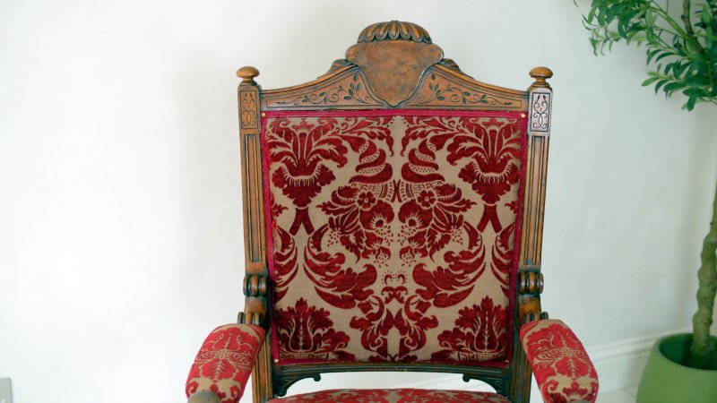 Large Statement Victorian Thrown Chair - Image 21