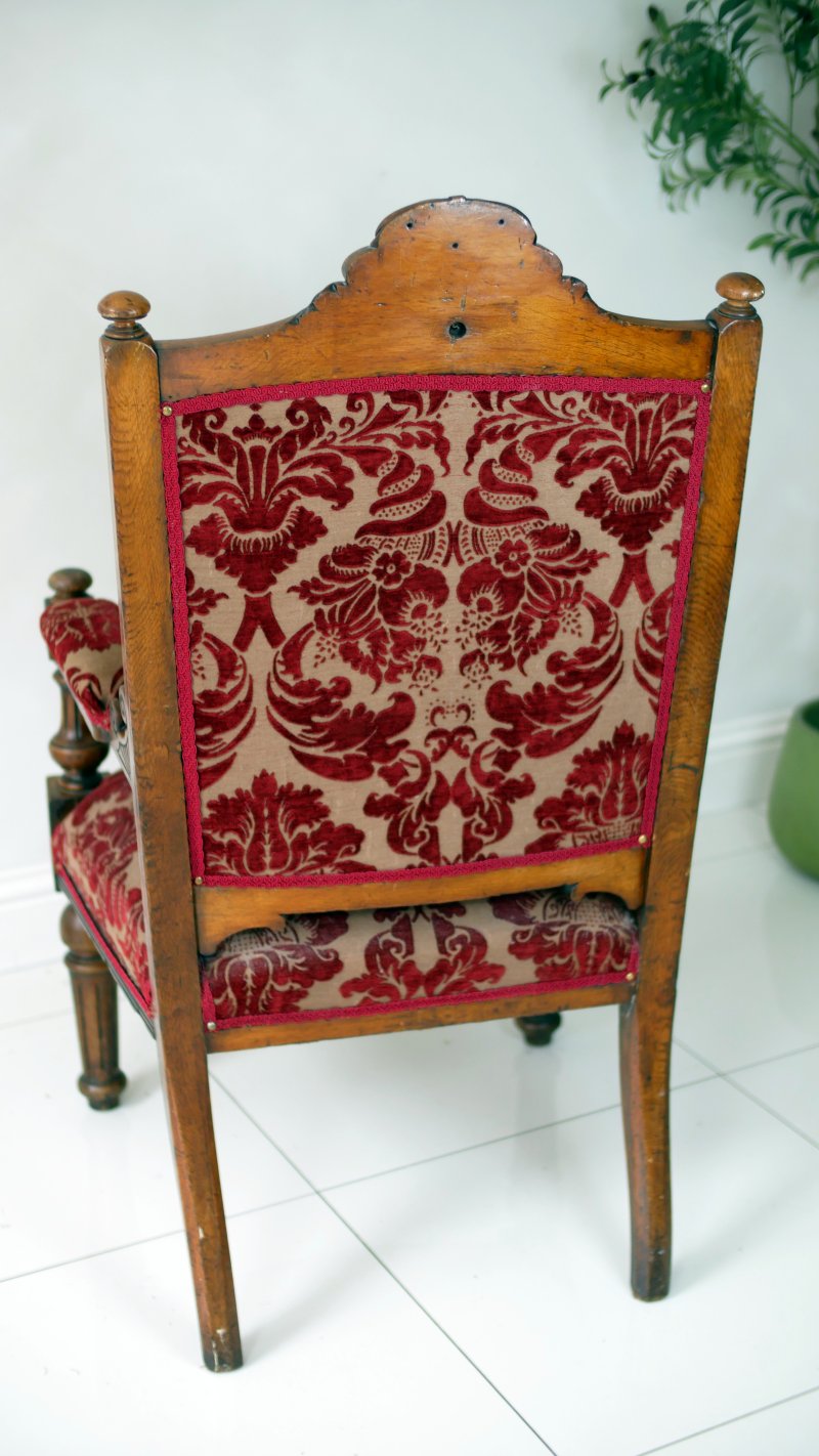 Large Statement Victorian Thrown Chair - Image 23