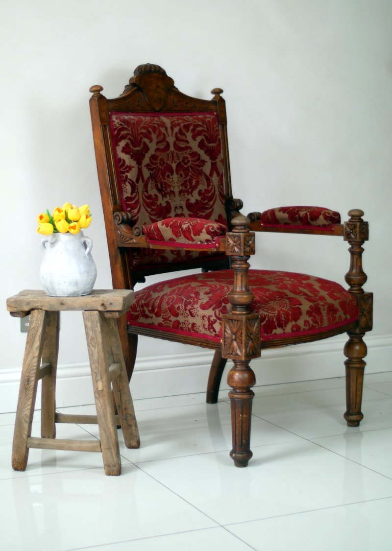 Large Statement Victorian Thrown Chair - Image 17