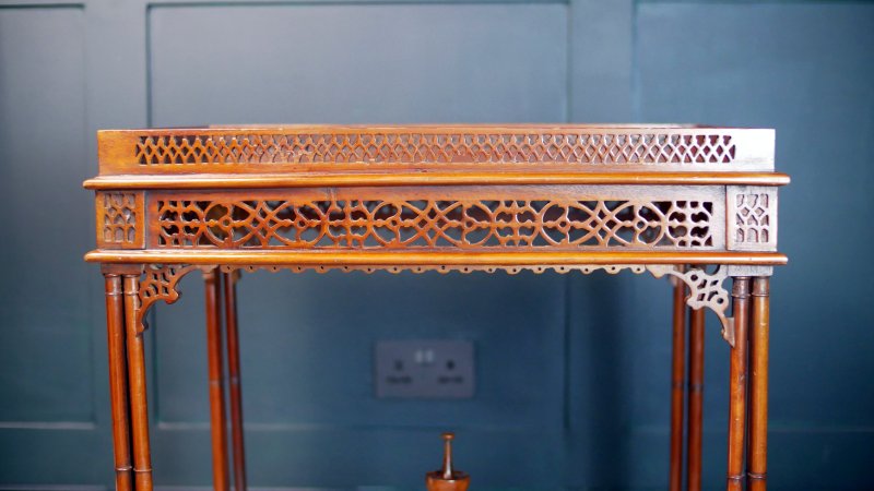 Chippendale Style Tea Table Side Hall Console Table - Image 18