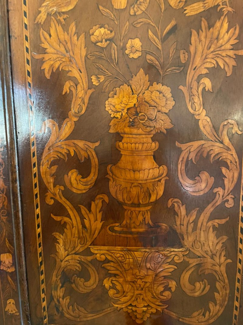Antique William and Mary Outstanding Quality Burr Walnut Inlaid Marquetry Double Dome Bureau Bookcase - Image 21