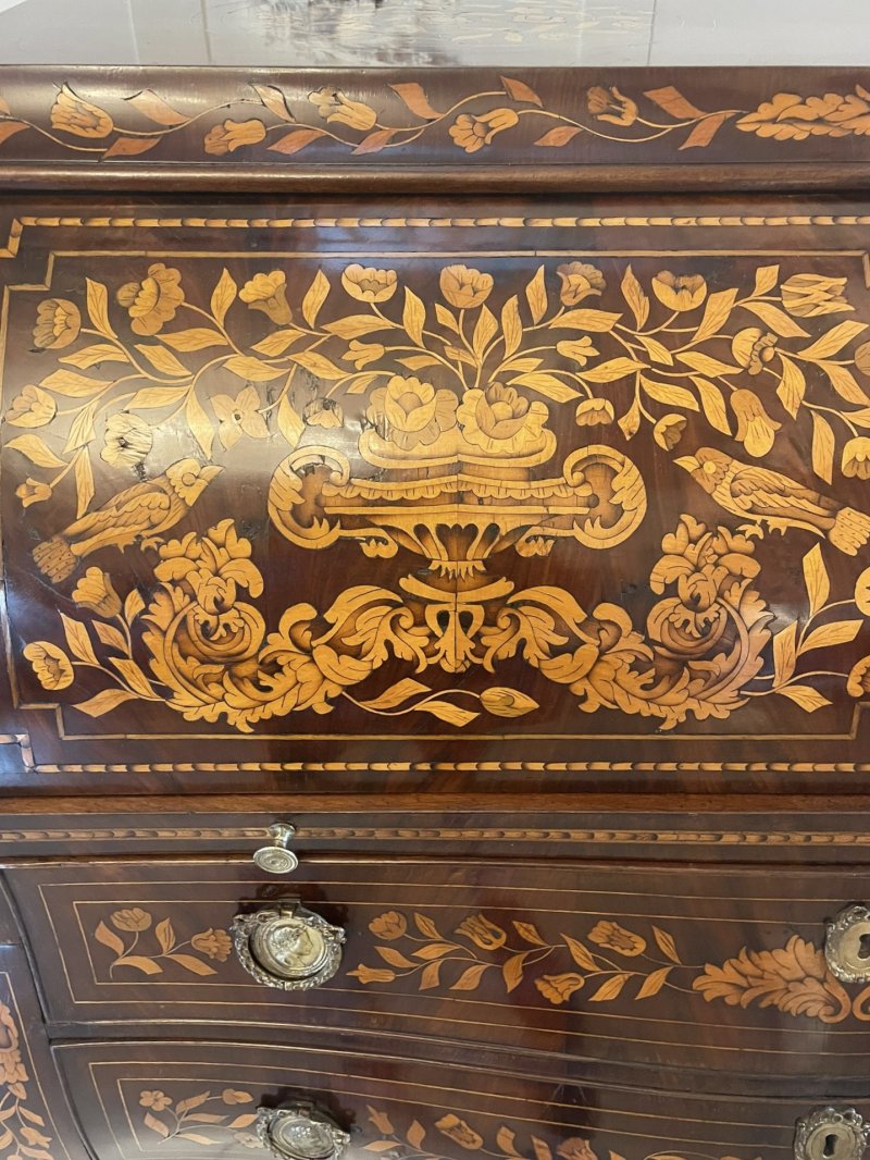 Antique 18th Century Quality Mahogany Floral Marquetry Inlaid Cylinder Bureau - Image 22