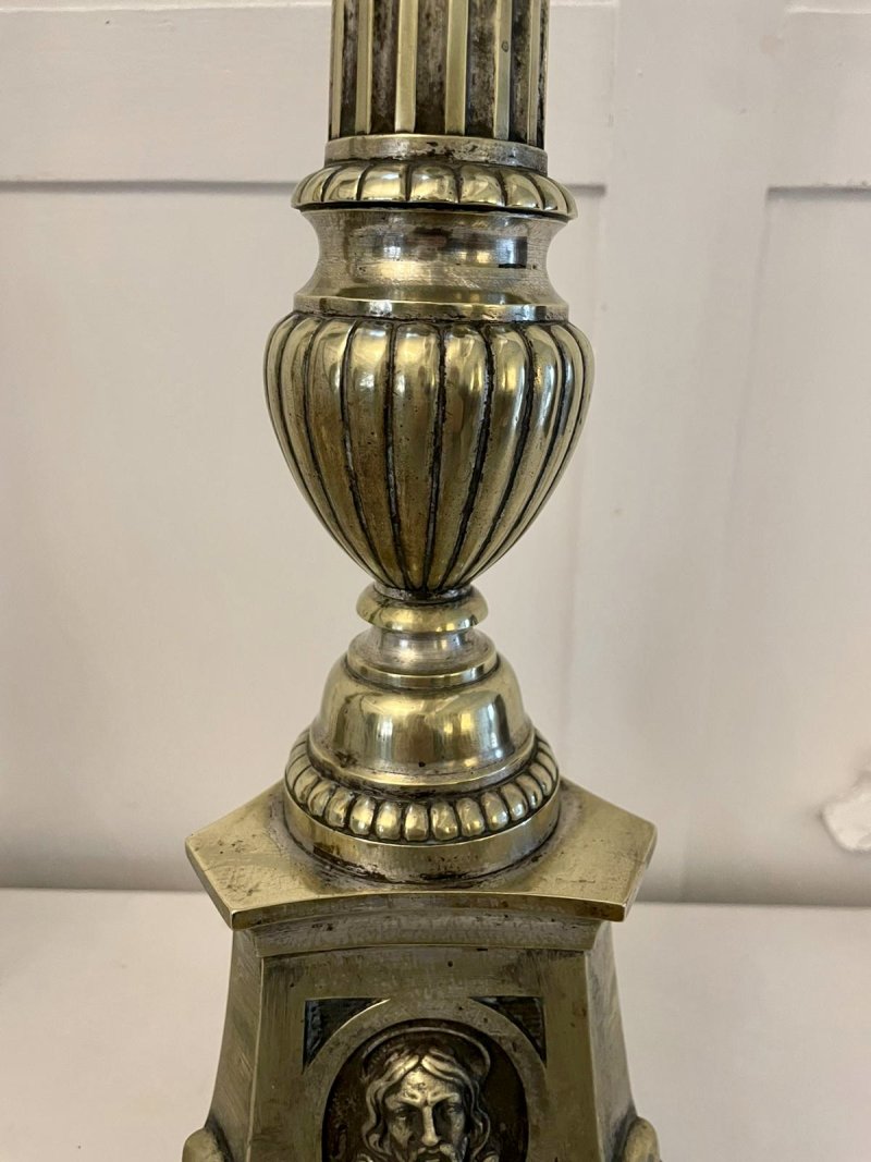 Large Pair of Antique Victorian Quality Brass Candlesticks - Image 15