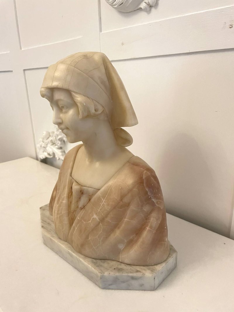 Superb Quality Antique Victorian Alabaster Bust - Image 3