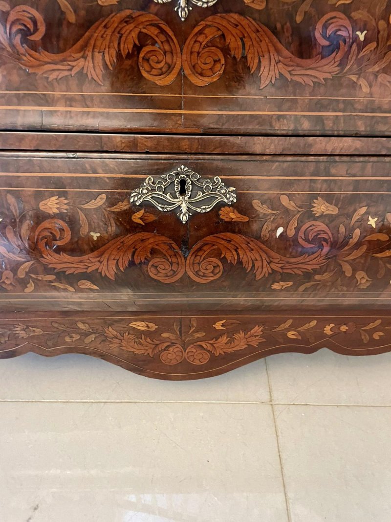 Antique 18th Century Quality Burr Walnut Floral Marquetry Inlaid Bombe Shaped Bureau - Image 24