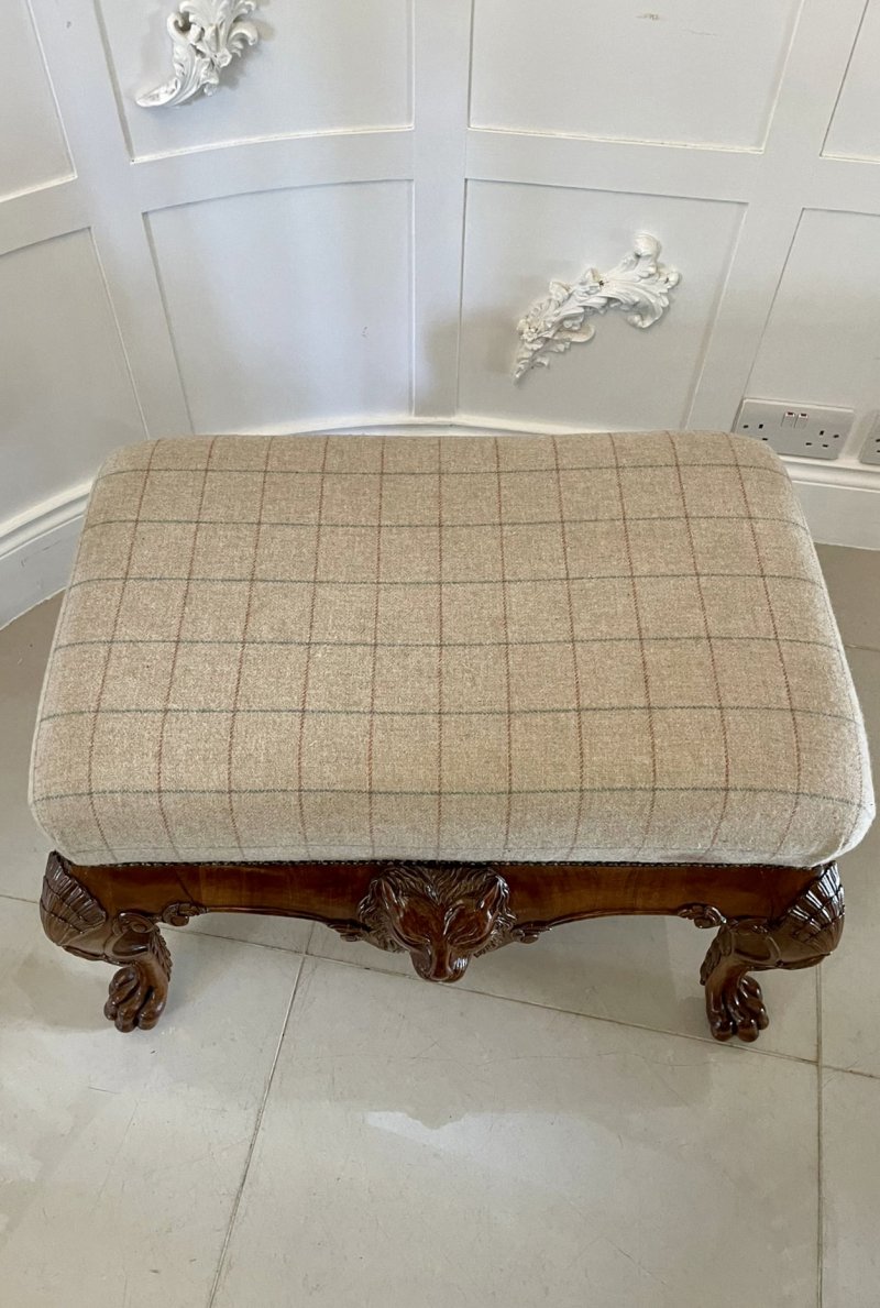 Outstanding Quality Antique Victorian Carved Walnut Freestanding Stool - Image 3