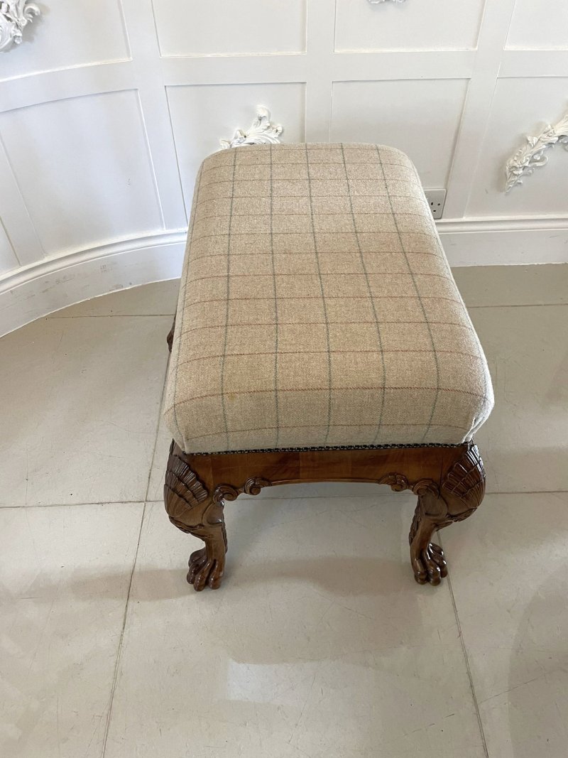 Outstanding Quality Antique Victorian Carved Walnut Freestanding Stool - Image 4