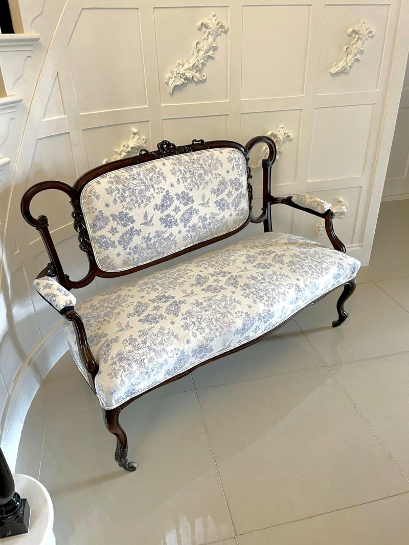 Antique Victorian Quality Carved Mahogany Settee