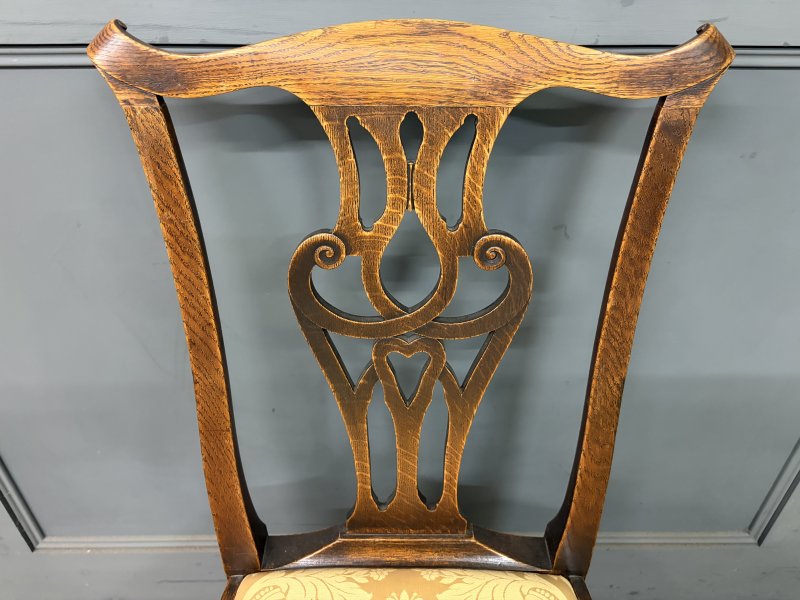 Set of 8 Provincial Country Chippendale Style Chairs - Image 4
