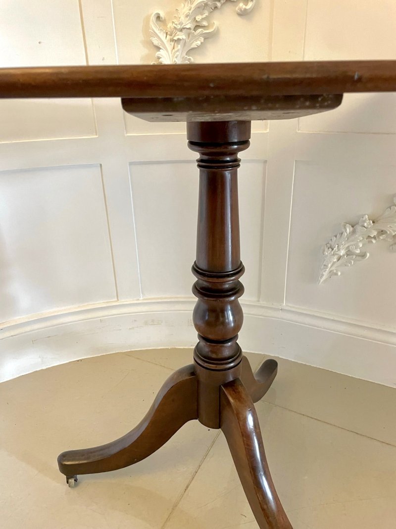 Antique George III Mahogany Side/Lamp Table - Image 5