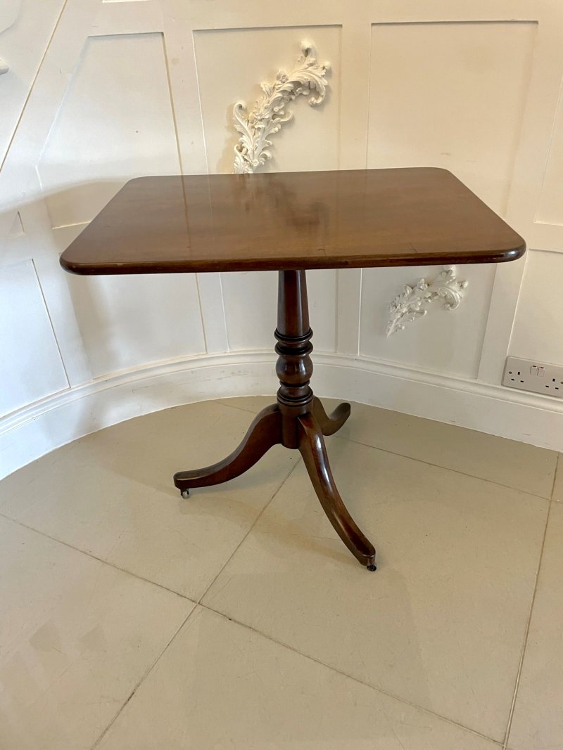 Antique George III Mahogany Side/Lamp Table - Image 3