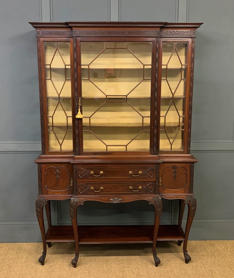 Carved Mahogany Display Cabinet by Warings - Image 3