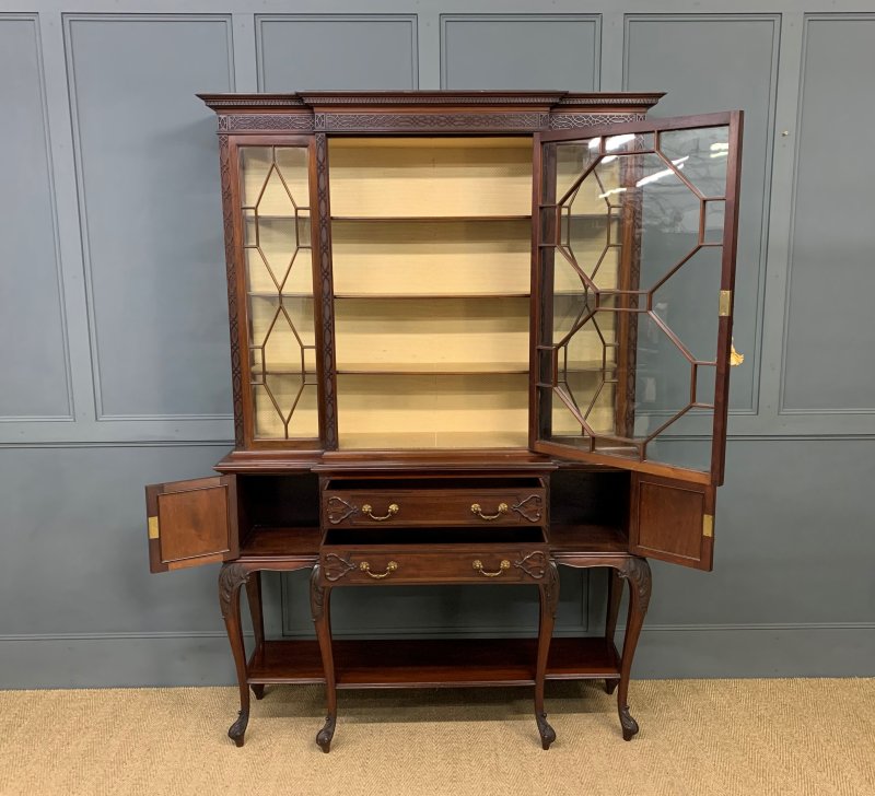 Carved Mahogany Display Cabinet by Warings - Image 8