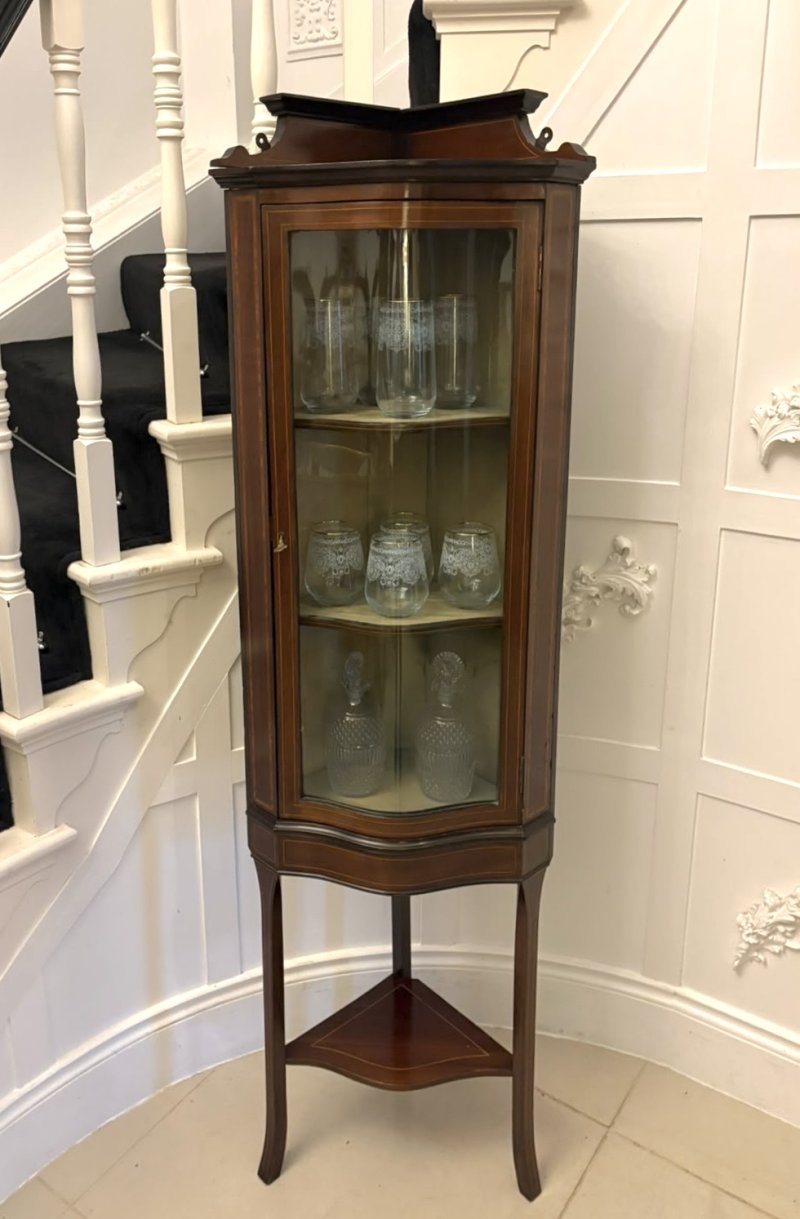 Antique Edwardian Mahogany Inlaid Serpentine Corner Display Cabinet - Image 4