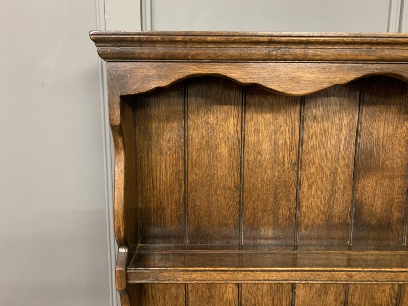 Ipswich Oak Dresser - Image 7