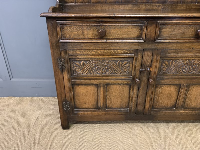 Ipswich Oak Dresser - Image 10