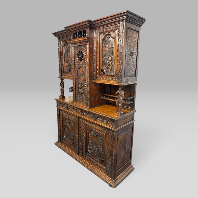 Antique Mid-19th Century French Breton Carved Oak Buffet Cabinet - Image 3