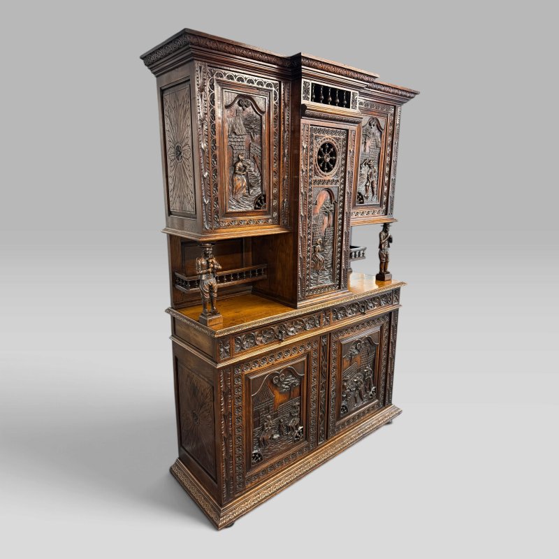 Antique Mid-19th Century French Breton Carved Oak Buffet Cabinet - Image 2