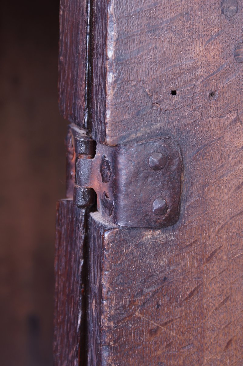 A Superb Small 17th-century Dresser Base. - Image 12