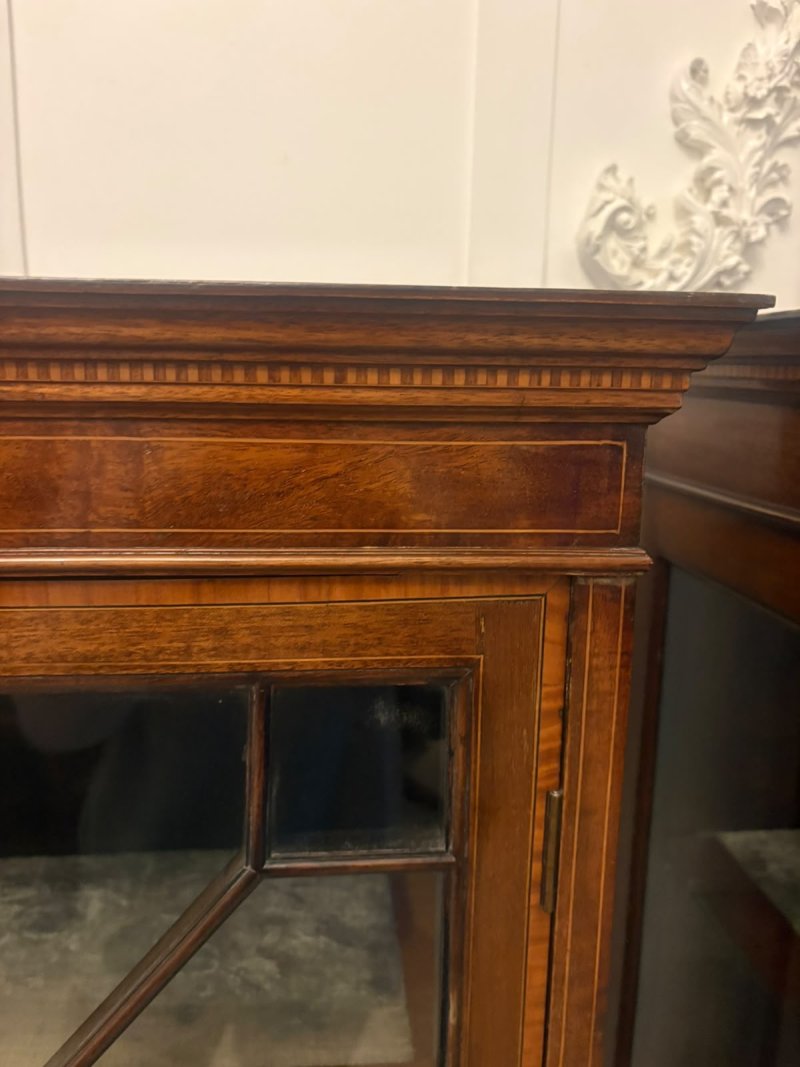 Pair of Antique Edwardian Mahogany Astragal Glazed Display Cabinets - Image 15