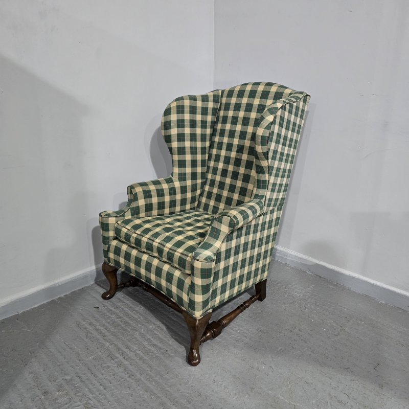 Very Good Oak Framed Wing Armchair - Image 4