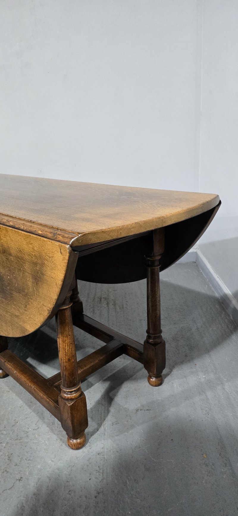 Huge Oak Wake Table - Image 13