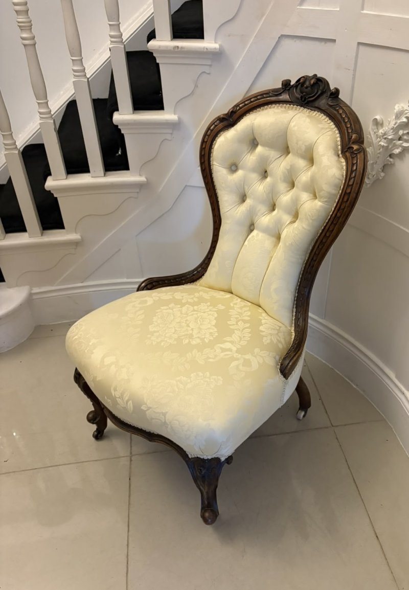 Antique Victorian Carved Walnut Spoon Back Slipper Chair - Image 4