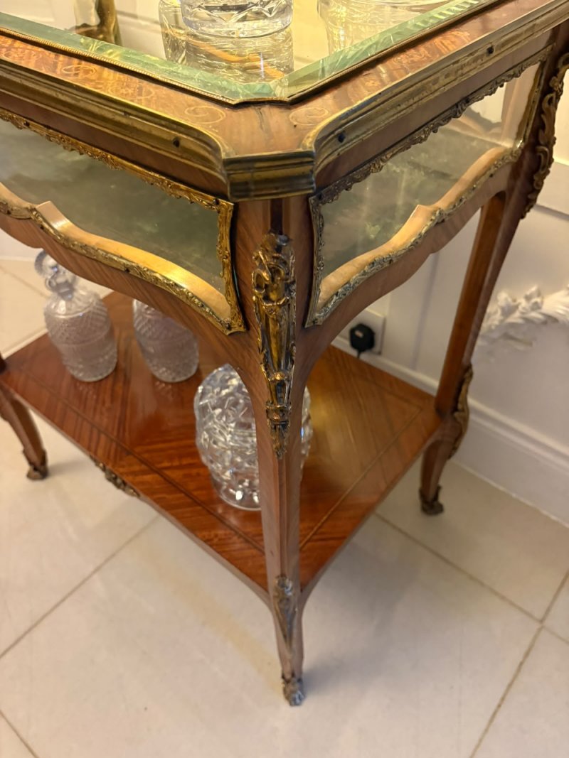 Antique French Napoleon III Satinwood Marquetry Bijouterie Display/Lamp Table - Image 4