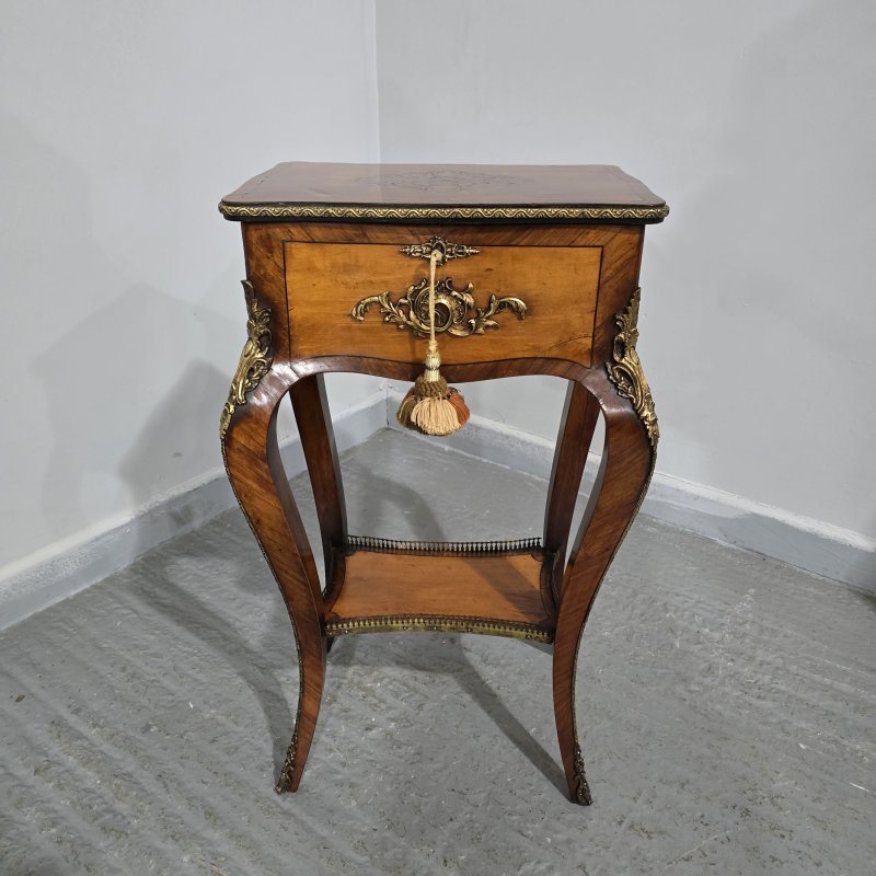 Very Pretty French Freestanding Jewelry Box - Image 4