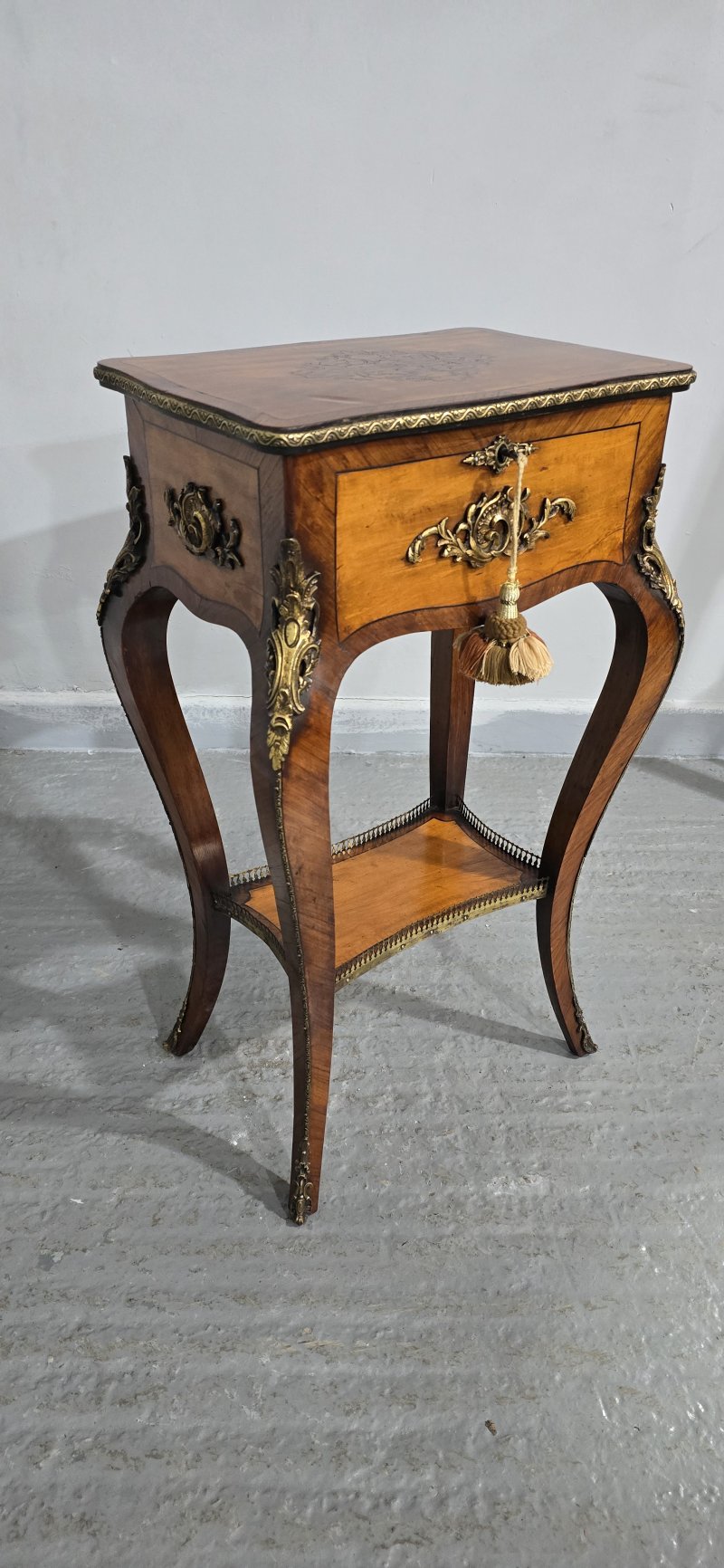 Very Pretty French Freestanding Jewelry Box - Image 6