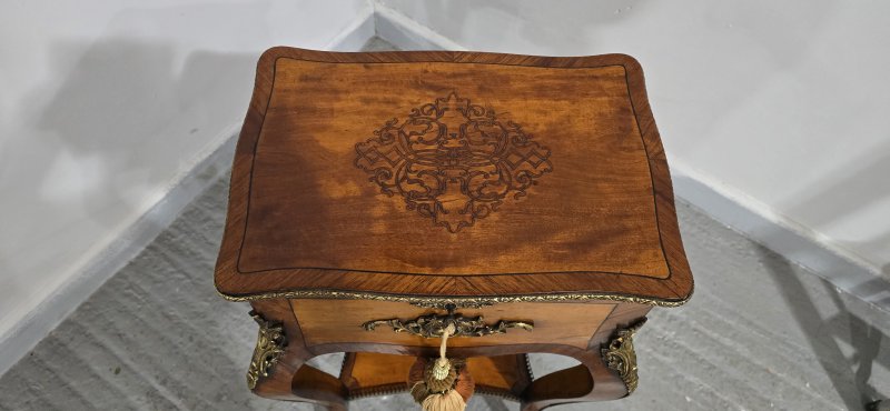 Very Pretty French Freestanding Jewelry Box - Image 10