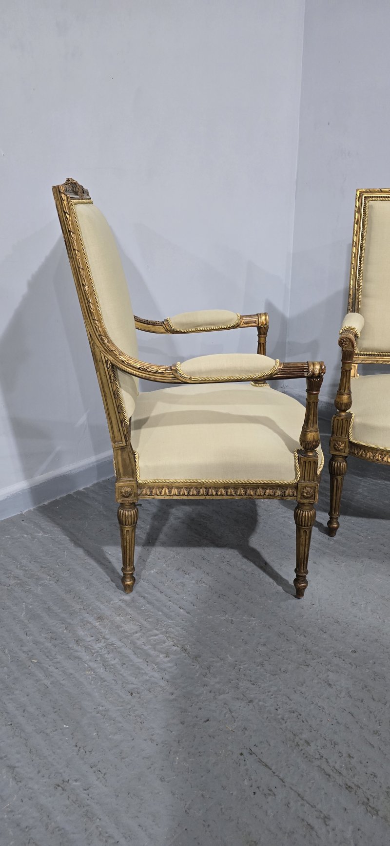Super Quality Pair French Gilt Open Armchairs - Image 15