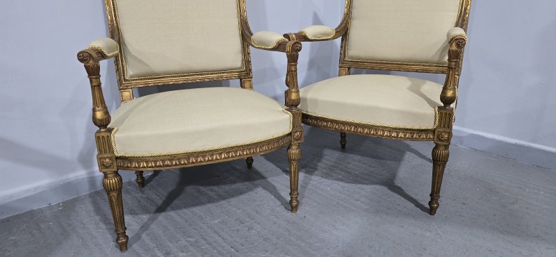 Super Quality Pair French Gilt Open Armchairs - Image 16