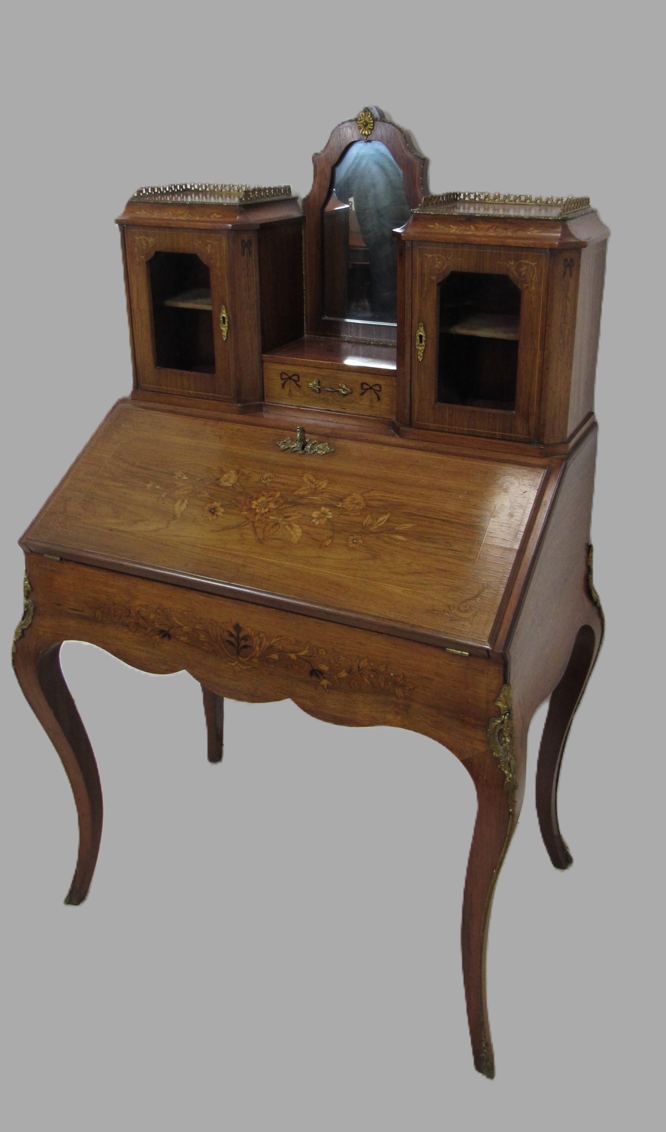 Lovely Walnut Ladies Bureau
