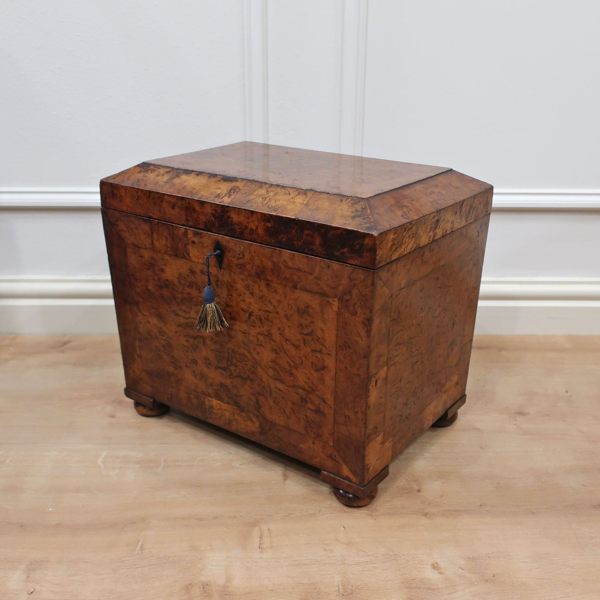 Georgian Pollard Oak Cellarette