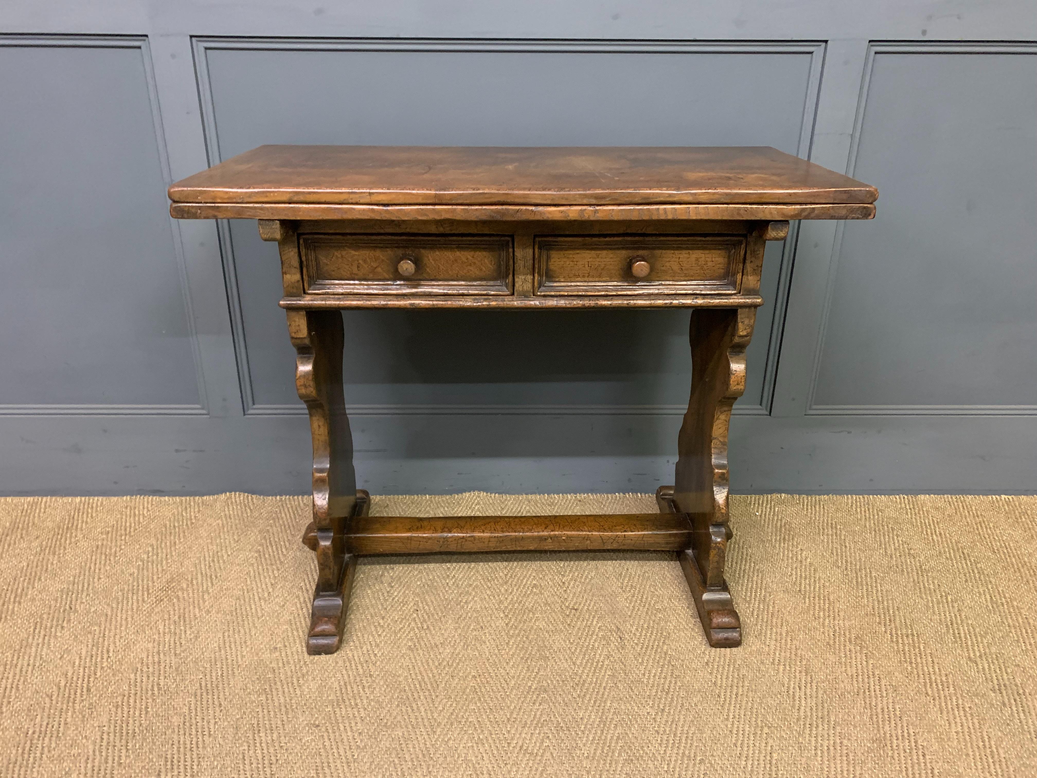 Ipswich Oak Side Table